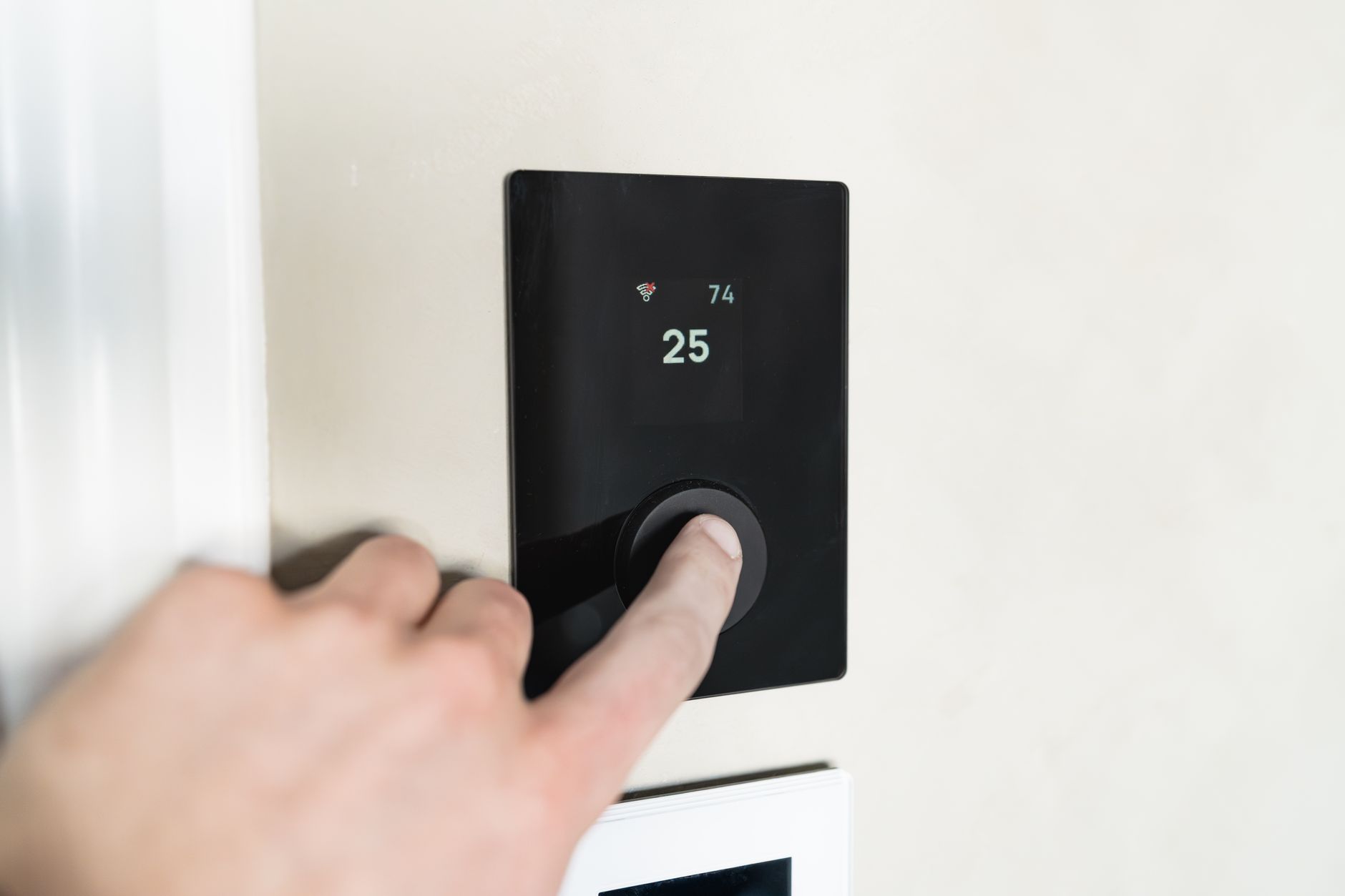 Climatisation obligatoire dans le neuf : un enjeu clé pour les acheteurs et vendeurs