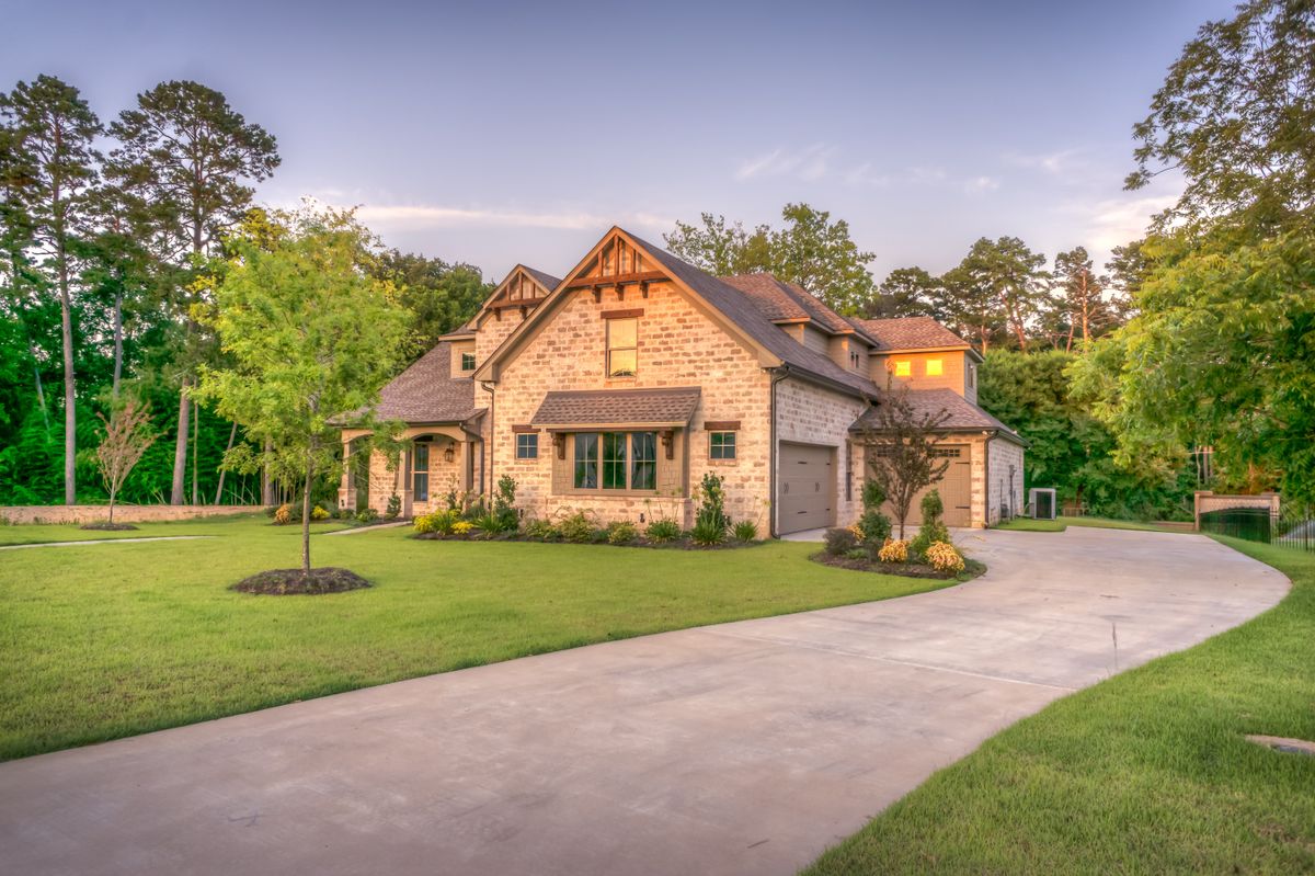 Vendre la maison d'une succession : ce qui bloque, et comment avancer